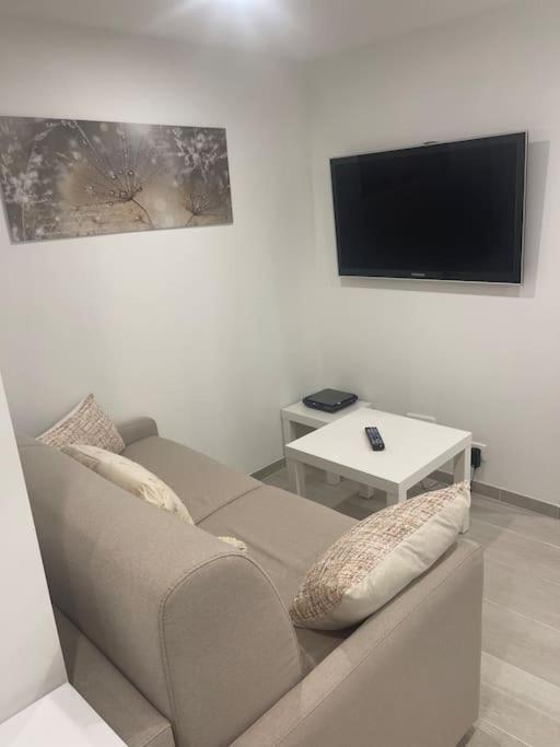 Grand Studio Neuf A 50 M Du Port Saint-Tropez Eksteriør billede
