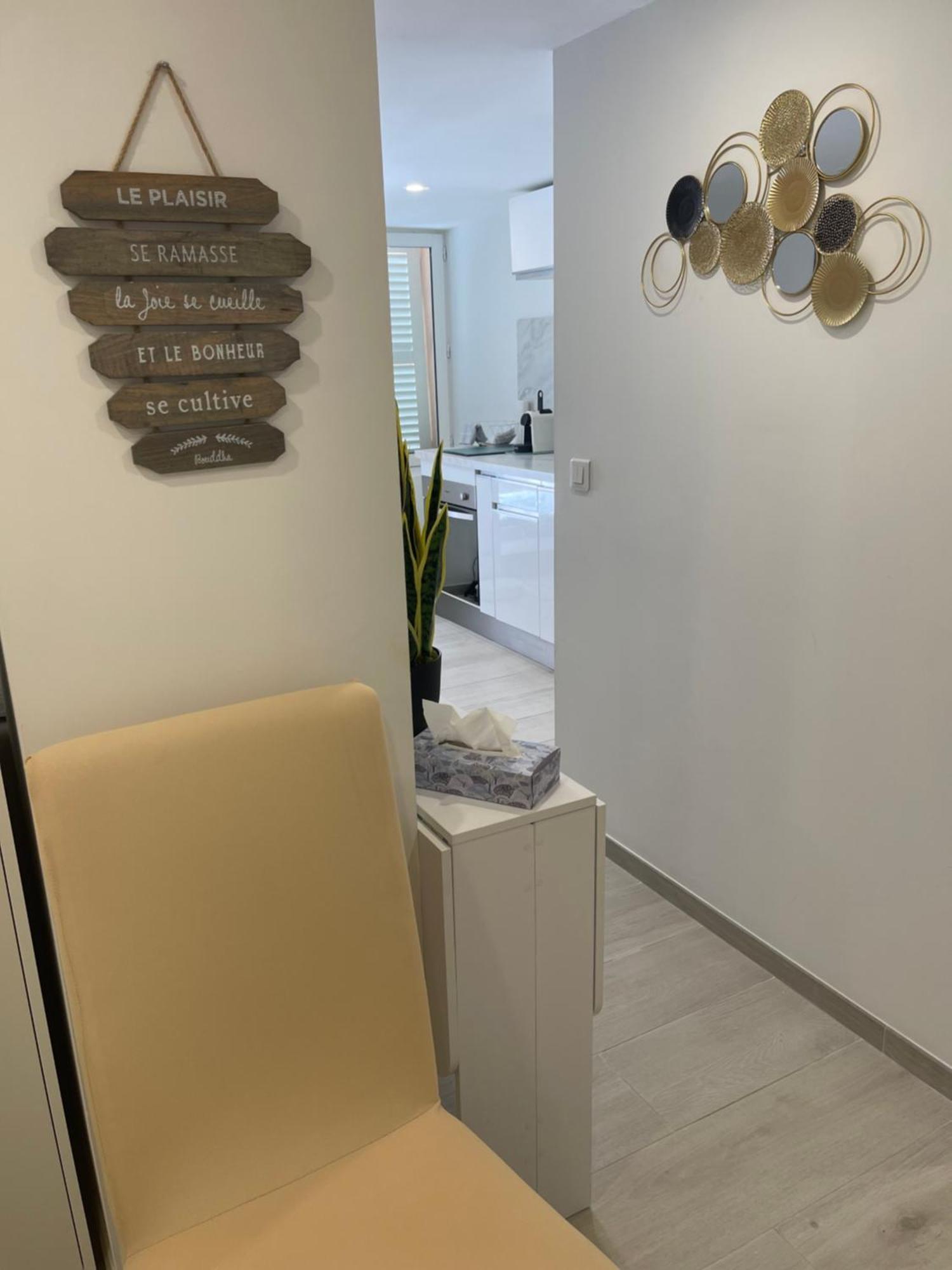 Grand Studio Neuf A 50 M Du Port Saint-Tropez Eksteriør billede